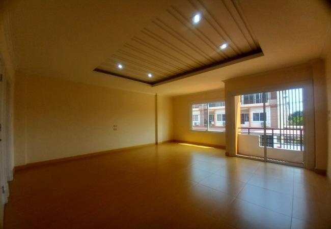 ขายทาวน์เฮ้าส์ หมู่บ้านรัชธานี 10 ซอยคู้บอน 27 ถนนรามอินทรา บางเขน กรุงเทพมหานคร 4