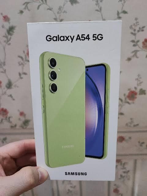 Samsung Galaxy A54 สีเขียว 3