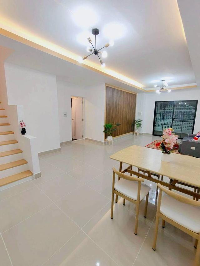 ทาวน์เฮ้าส์ 2 ชั้น รีโนเวทใหม่ พร้อมเข้าอยู่ | หมู่บ้านพฤกษา 9 คลองหลวง 7