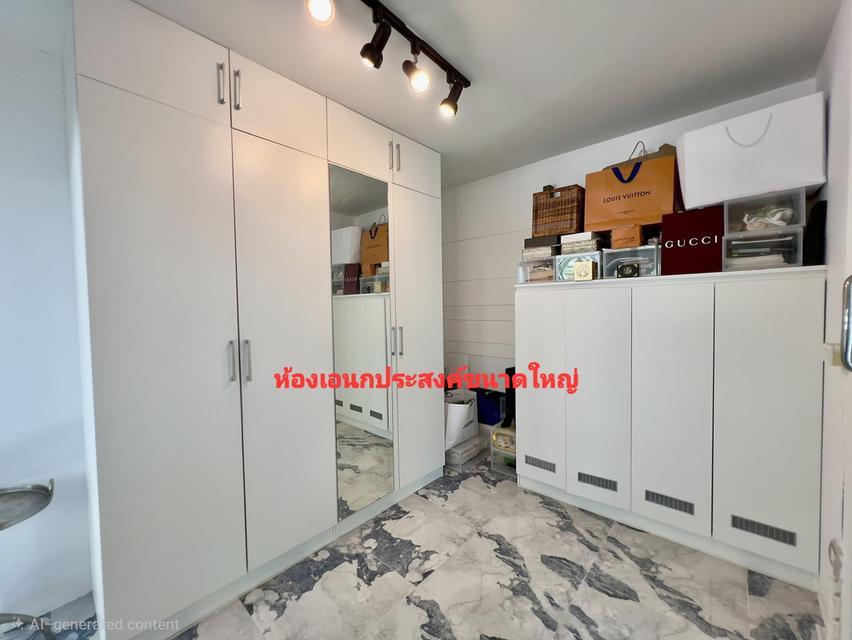 ขายบ้าน 2 หลังสไตล์โมเดิร์นตกแต่งด้วยเฟอร์นิเจอร์ built in แบบรูปราคา 7.4 ล้านบาท 16