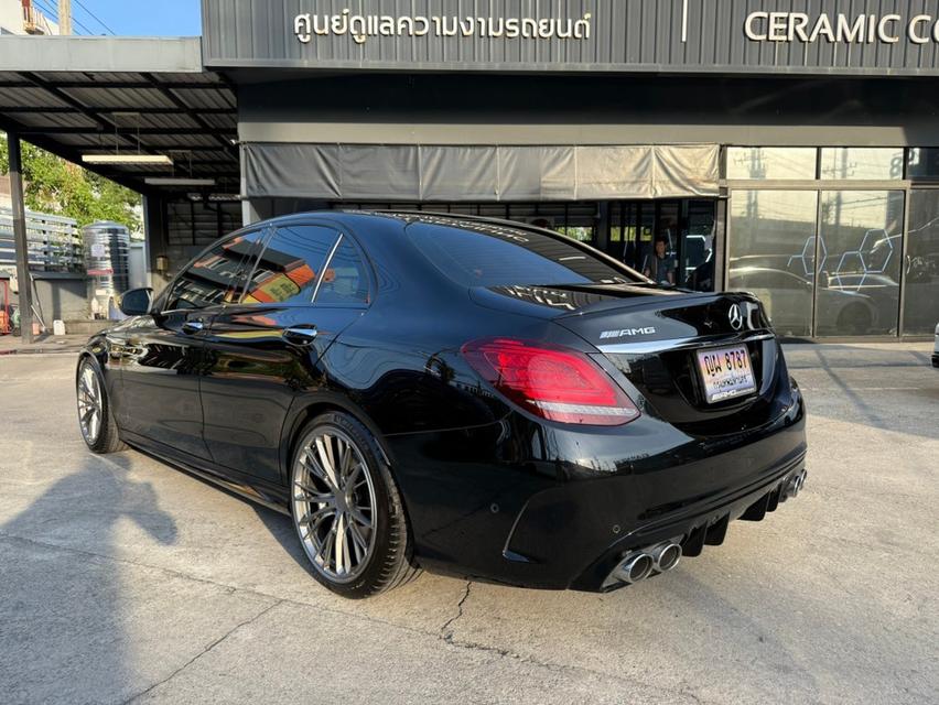 Mercedes-Benz C43 AMG (4ประตู) สีดำ ตัวรถปี 2019 ออกจากศูนย์ปี 2021   4