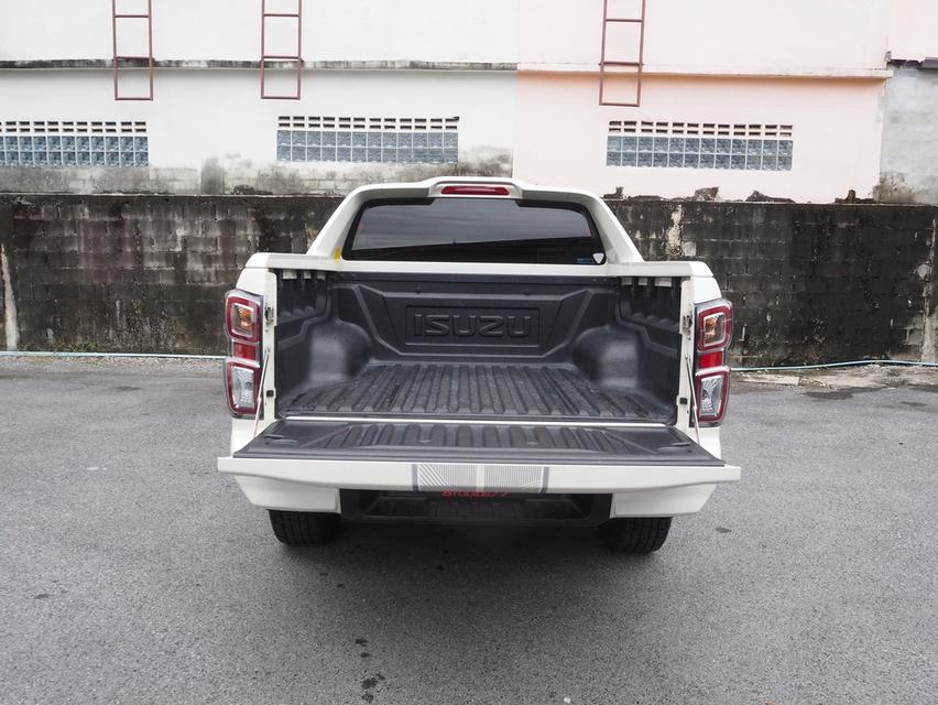 ISUZU D-MAX HI-LANDER CAB-4 1.9 X-series M/T ปี2022 9