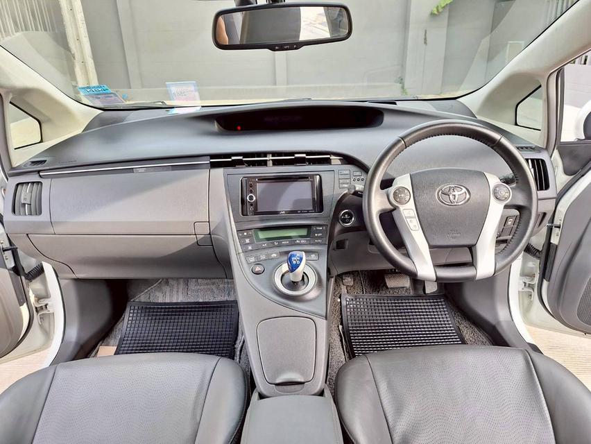 โตโยต้าพรีอุส 1.8 HYBRID ออโต้ ปี2011 16