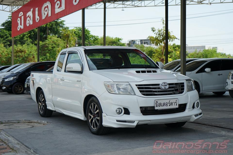 2015 TOYOTA VIGO CHAMP SMART CAB 2.5 E TRD SPORTIVO