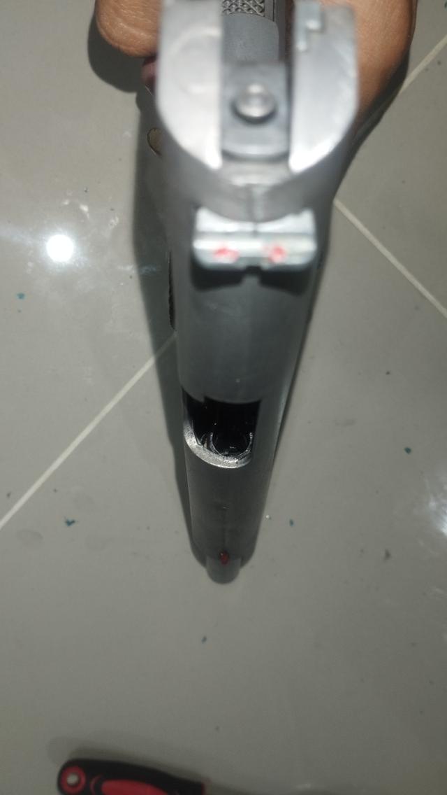 ปืนบีบีกันมือสองสภาพ80%มีลูกกับเเก๊สให้