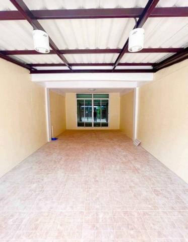 ขายบ้าน ทาวน์โฮมสองชั้น บ้านรีโนเวทใหม่ทั้งหลัง พร้อมอยู่ ที่อยู่ : ซอยหน้าวัดตาลล้อม ต.แสนสุข อ.เมืองชลบุรี 4