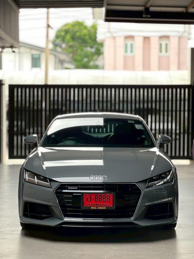 AUDI TT