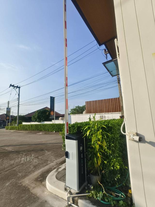 ไม้กั้นรถยนต์พานทอง ไม้กั้นรถพานทอง 063-4422007 ไม้แขนกั้นพานทอง ไม้กั้นรถยนต์ดอนหัวฬ่อ รูปที่ 4