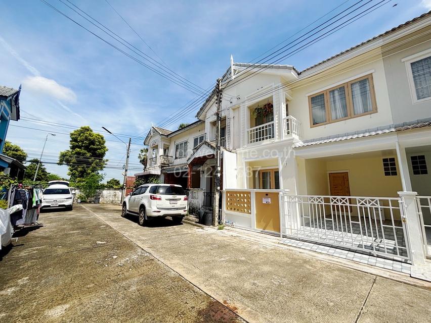 บ้านฟ้าปิยรมย์ เรือนพนา (เฟส5) ซอย 8 ต. บึงคำสร้อย อ. ลำลูกกา จ. ปทุมธานี 2