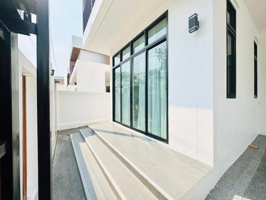 🏡💦 Pool Villa 2 ชั้น มีสระส่วนตัว! ใกล้ตลาด–ห้าง ทำเลดีสุด ๆ ย่านเศรษฐกิจ พร้อมเข้าอยู่! ✨ 6