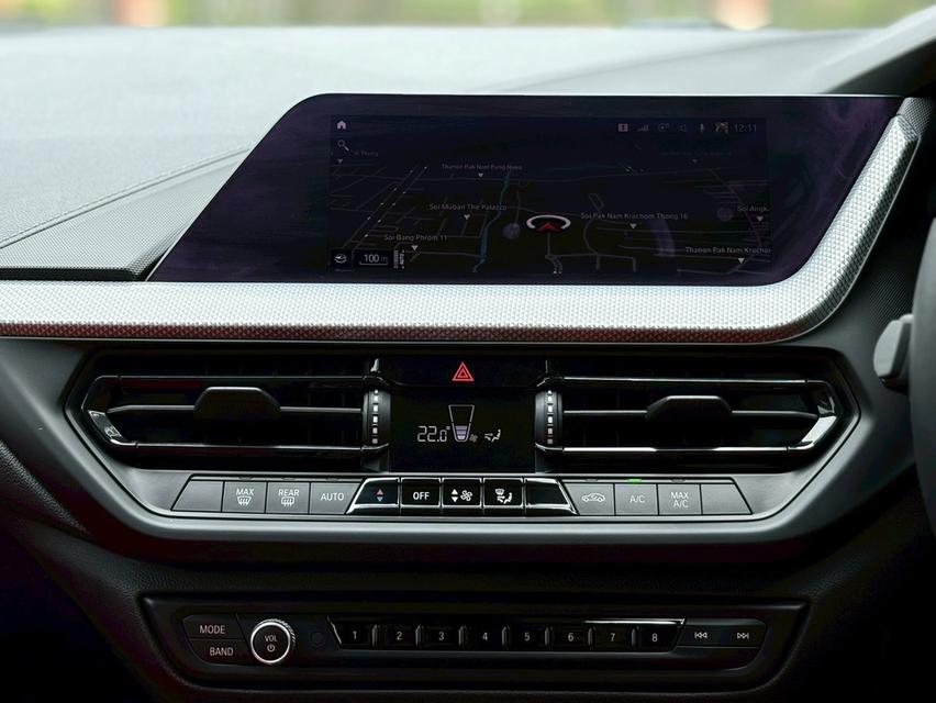 BMW 220i ปี22 8