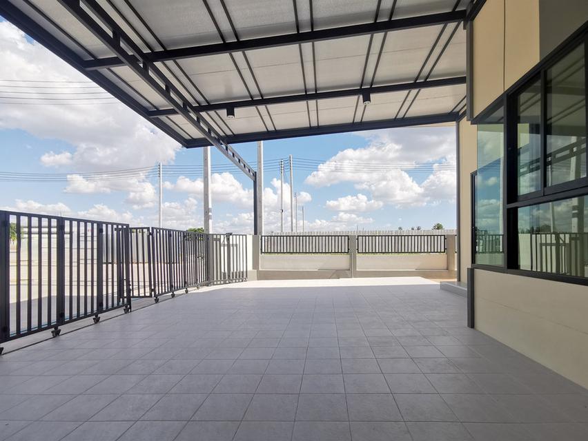 สราญเพลสวิลล์ นิคมพัฒนา ระยอง มีให้เลือกทั้งแบบ ทาวน์โฮม และ บ้านแฝด 2 นอน 2 น้ำ ใกล้นิคม WHA ระยอง 4