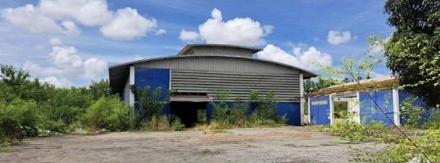 รพ.พญาไทบ่อวิน 4.0 กม ขายที่ดินพร้อมโรงงาน พร้อมใบรง. 18ไร่ 50 ตรว.ผังสีม่วงเข้ม นิคมอุตสาหกกรม WHA1 บ่อวิน 1