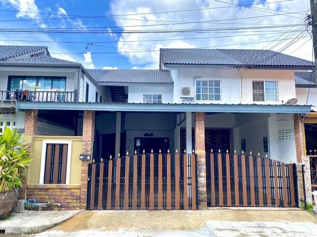 For Sale : Thalang, 2-Storey Town House @Ban Pon, 3 Bedrooms 2 Bathrooms 1