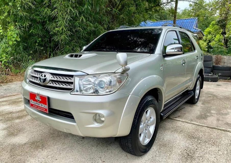 Toyota Fortuner เครื่อง 2.5 G ปี 2010