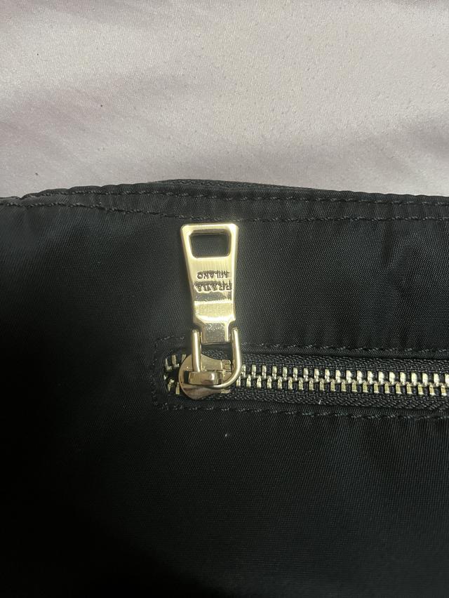 Prada 4