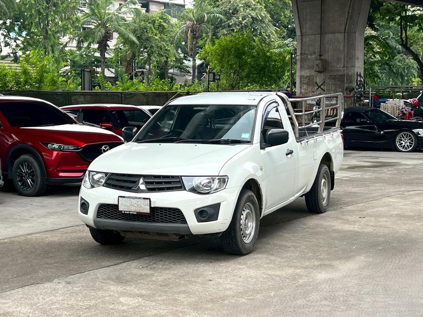 ขายรถ Mitsubishi Triton 2.4 หัวเดียว ปี 2014 สีขาว เกียร์ธรรมดา รูปที่ 3