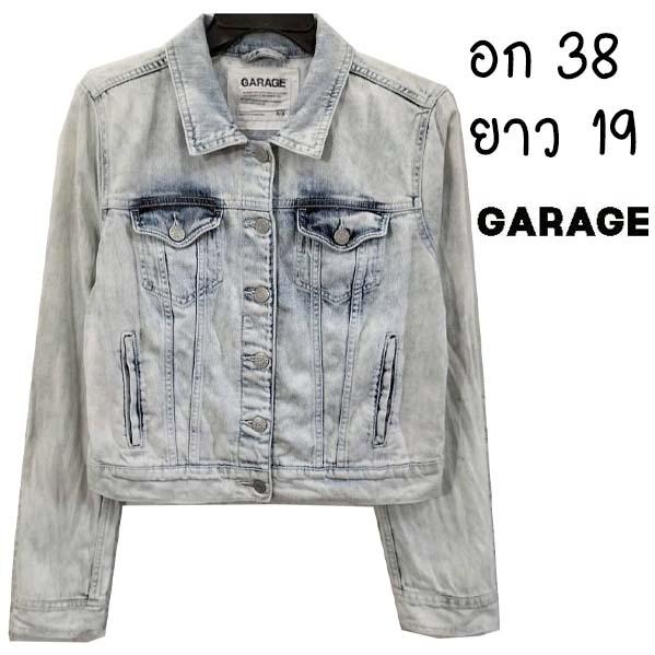 GARAGE ครอปยีนส์ สีซีด ฟอกเกร็ดหิมะ สวยมาก หายากสุด ๆ มีกระเป๋าอก+ข้าง ผ้านุ่มใส่สบาย พร้อมส่ง ไม่ต้องรอ