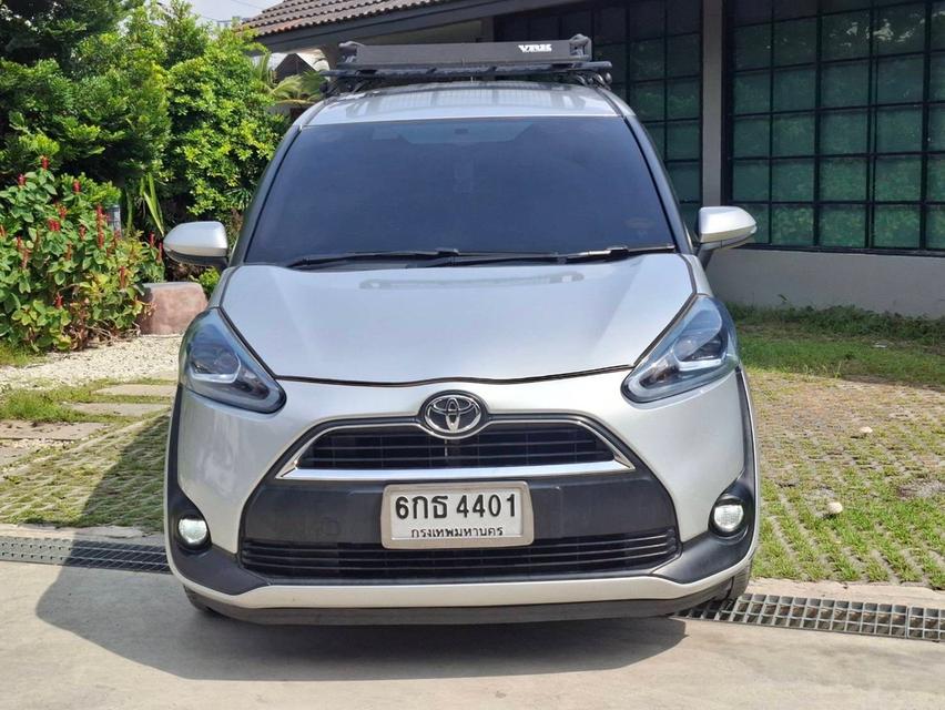 รหัสรถ KN4401 TOYOTA SIENTA 1.5 V ปี 2017