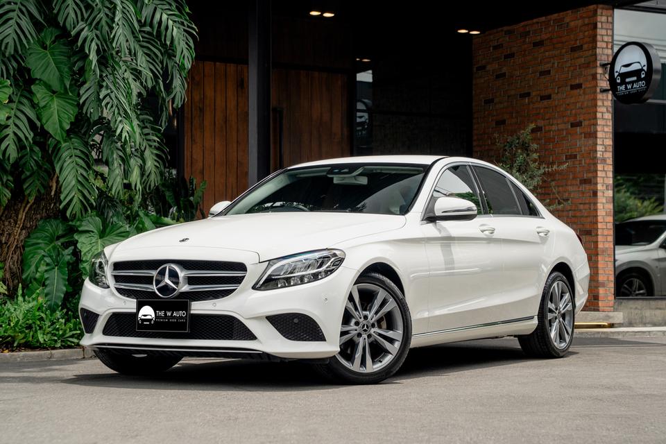 “Mercedes-Benz C220d Avantgarde” ปี 2019