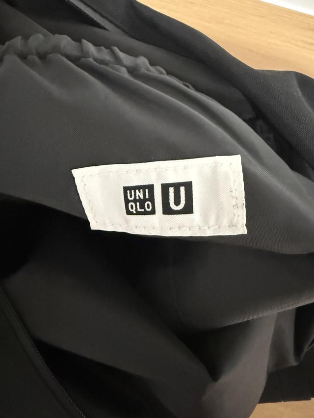 กระเป๋าสะพายข้าง uniqo