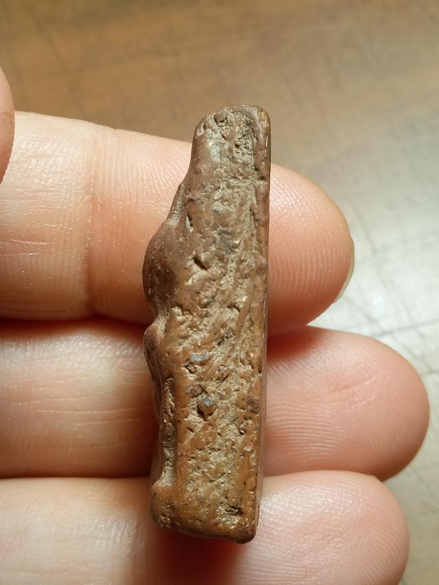 สมเด็จนางพญาพิมพ์เข่าตรง รูปที่ 4