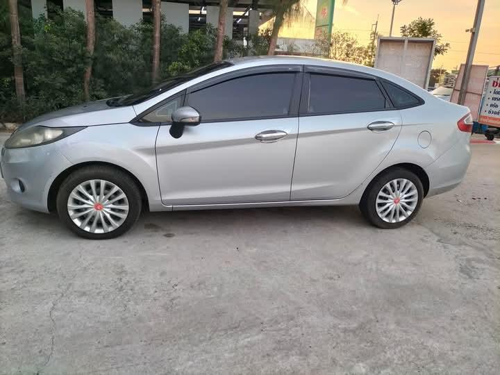 ปล่อยขายด่วน Ford Fiesta 4