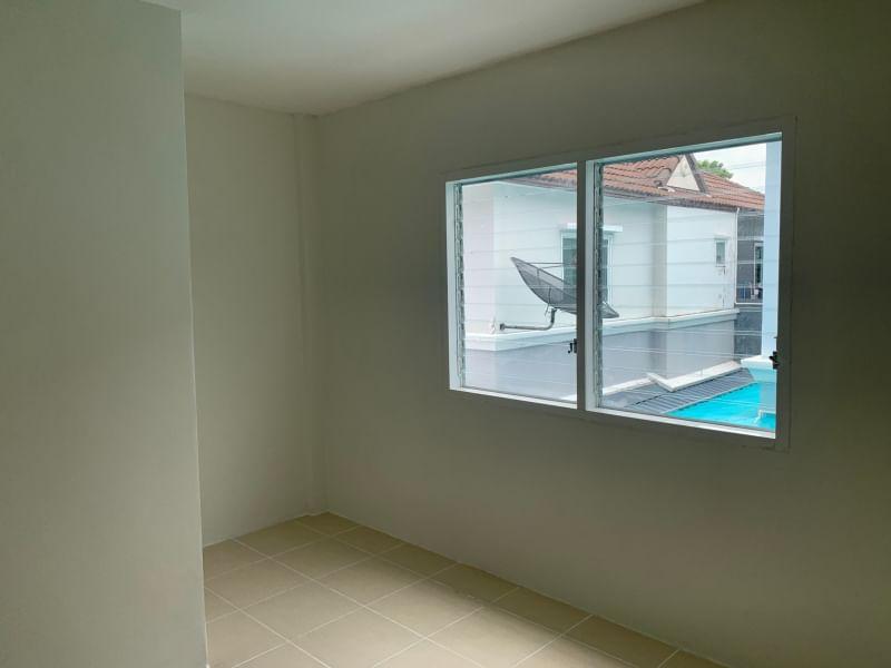 🏘️✨ ขายทาวน์เฮาส์ 2 ชั้น ราคาโปรโมชั่นพิเศษสุดๆ ✨🏘️ 🔑 รีโนเวทใหม่ พร้อมเข้าอยู่ 18