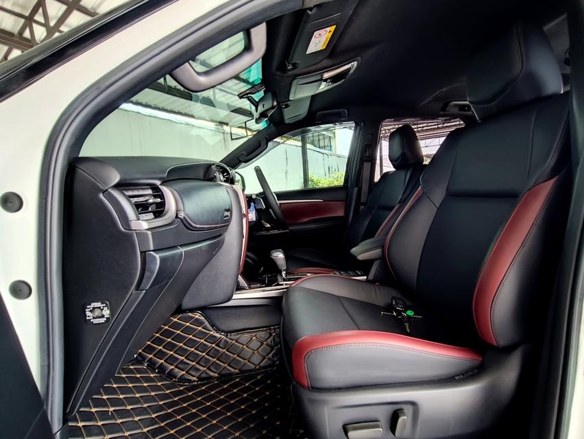 FORTUNER LEGENDER 2.4 V 2WD ปี 2021 19