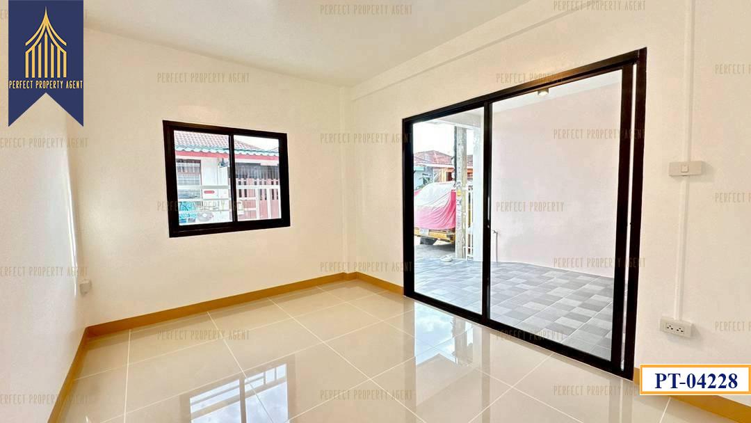 ทาวน์เฮาส์ชั้นเดียวพฤกษา3 บางบัวทองราคาย่อมเยาว์ 5