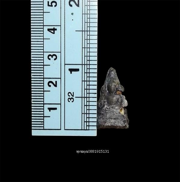 พระพุทธชินราช เนื้อตะกั่วฝังเขี้ยวหมาป่า หลวงพ่อดำ วัดกุฏิ จ.ปราจีนบุรี รูปที่ 2