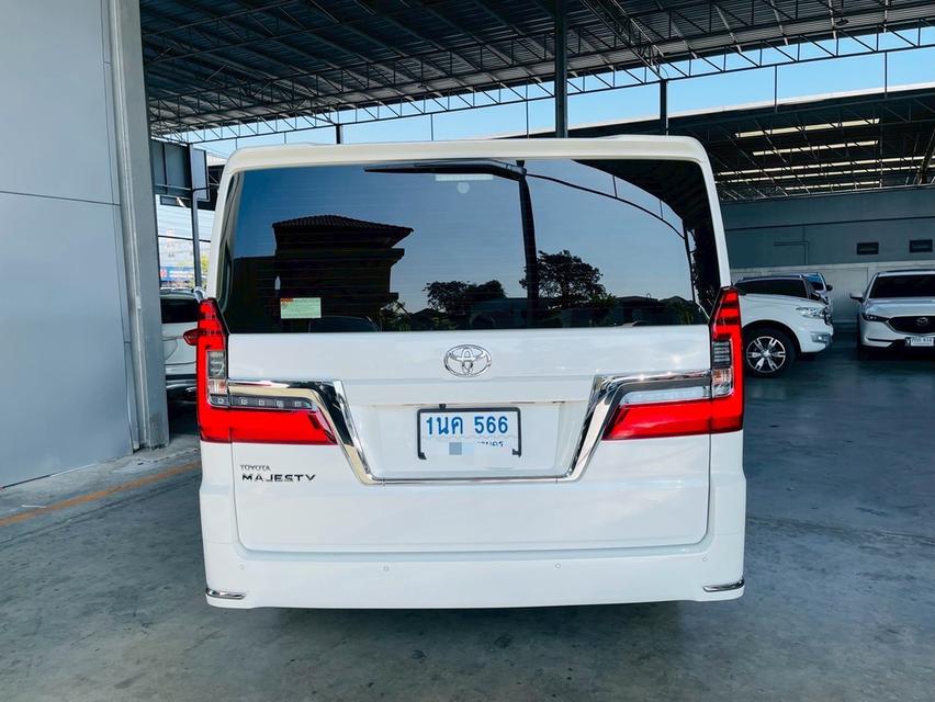 รหัสรถ PBG566 TOYOTA MAJESTY 2.8 ปี 2021  สีขาว รูปที่ 5