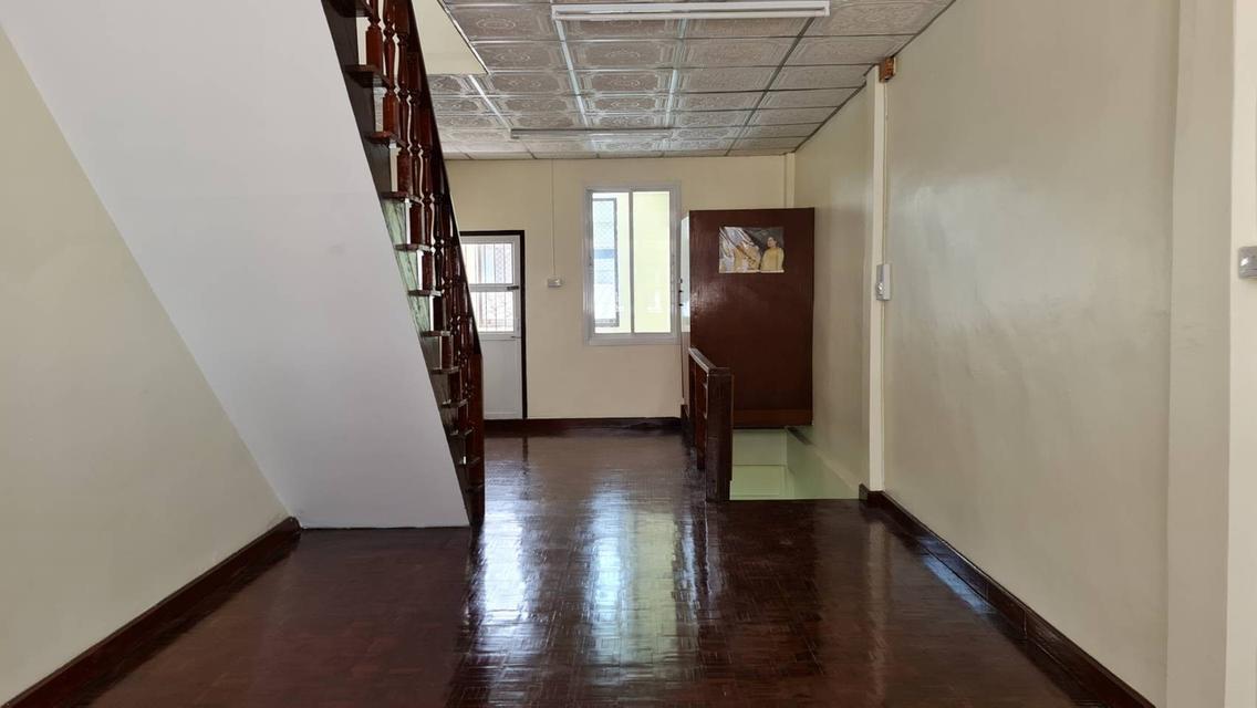 อาคารพาณิชย์ ซอยจันทน์ 21 6