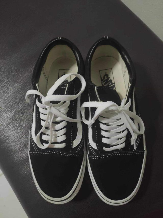 Vans แท้ 40.5/260 ไม่มีกล่อง ใส่น้อย