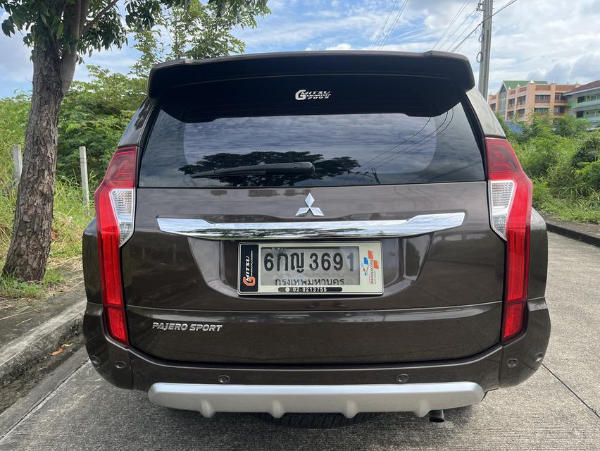 Mitsubishi pajero  6