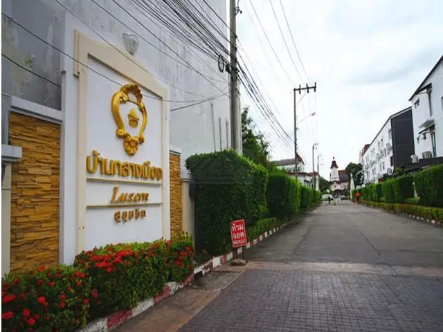 ให้เช่าทาวน์โฮม 3 ชั้น 3 ห้องนอน บ้านกลางเมือง ลูเซิร์น สุขุมวิท 77 (อ่อนนุช 46) เฟอร์ครบ พร้อมเข้าอยู่ 8