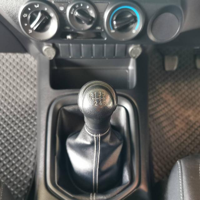 รถกระบะมือสอง ปีใหม่ ไมล์น้อย รูปที่ 8