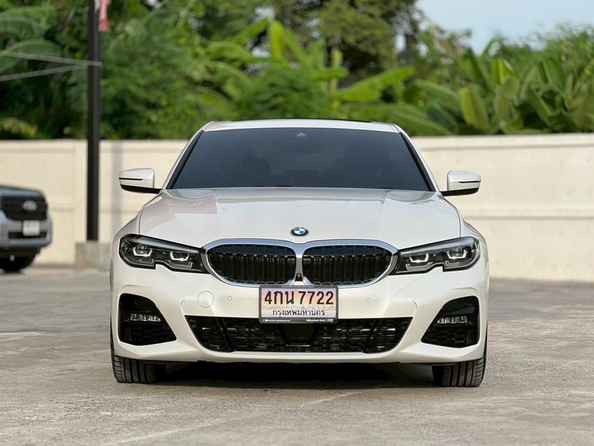 ปี 2021 BMW SERIES 3, 330e M SPORTเข้าศูนย์ทุกระยะ