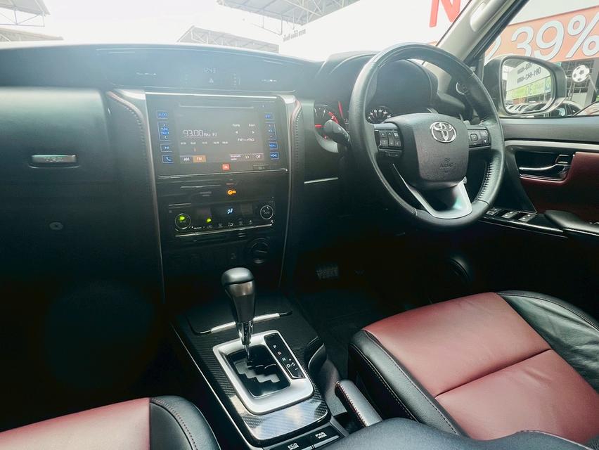 รหัสรถ NP5012 รถรุ่น : TOYOTA FORTUNER 2.8 TRDปี : 2018 13