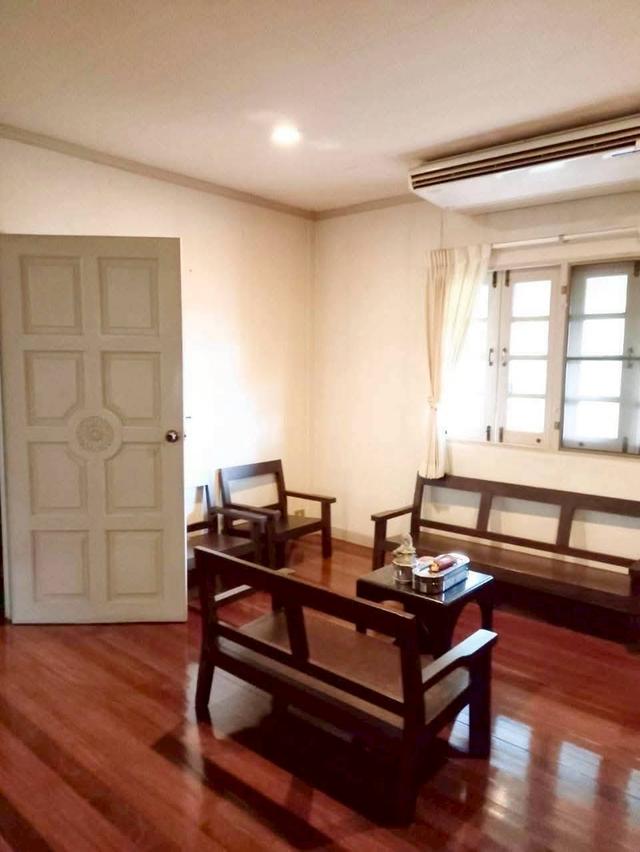 ขายที่ดินพร้อมบ้านเดี่ยว 2 ชั้น สไตล์คลาสสิก กรุงเทพนนท์ 14 ทำเลดี ใกล้ MRTแยกติวานนท์ 150 เมตร 9