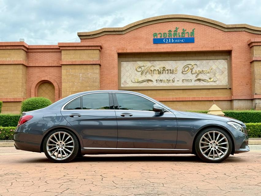 รหัสรถ PJP1588 2017 MERCEDES-BENZ C350e AMG Dynamic
