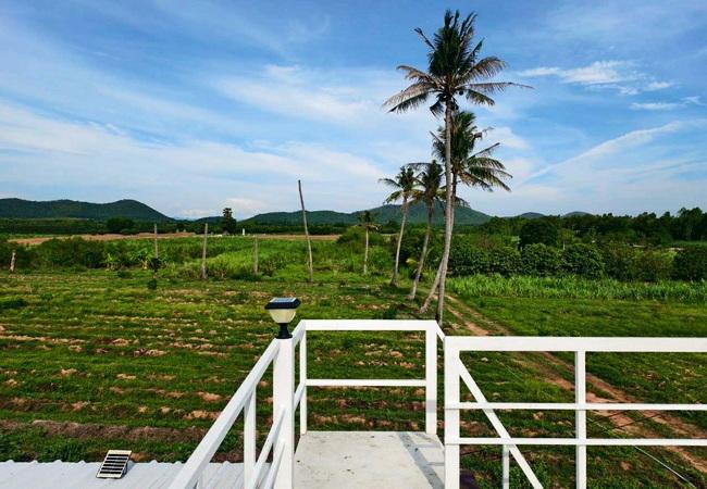 ขายที่ดิน ท่าม่วง กาญจนบุรี พร้อมบ้านพักตากอากาศ เนื้อที่ 2 ไร่ บ้านสวย บรรยากาศดี