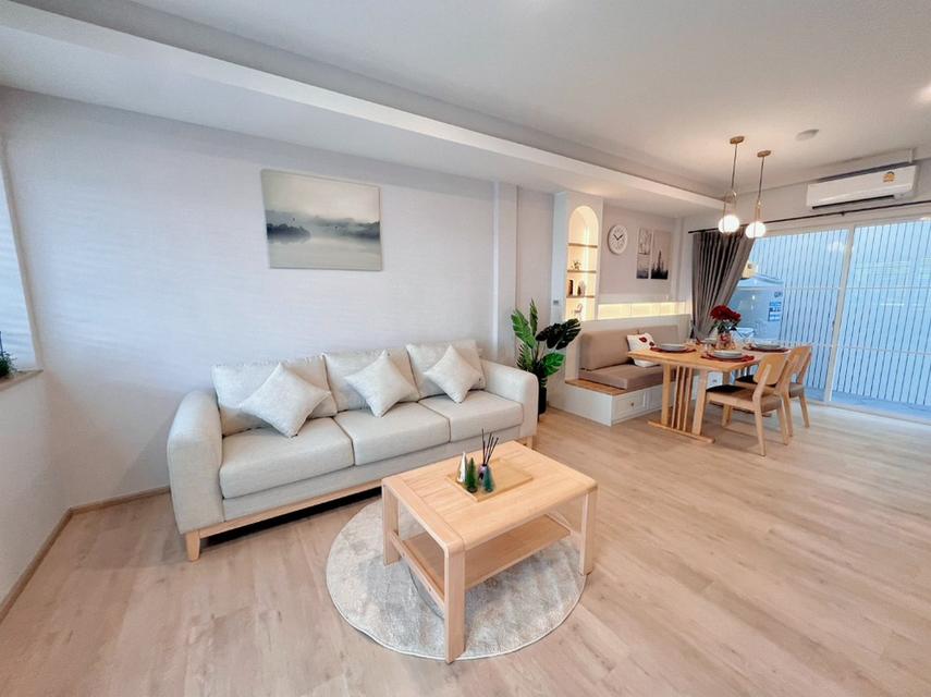 โครงการ อินดี้ บางนา - รามคำแหง 2 ให้เช่าทาวน์เฮ้าส์ ใกล้ Mega Bangna 3