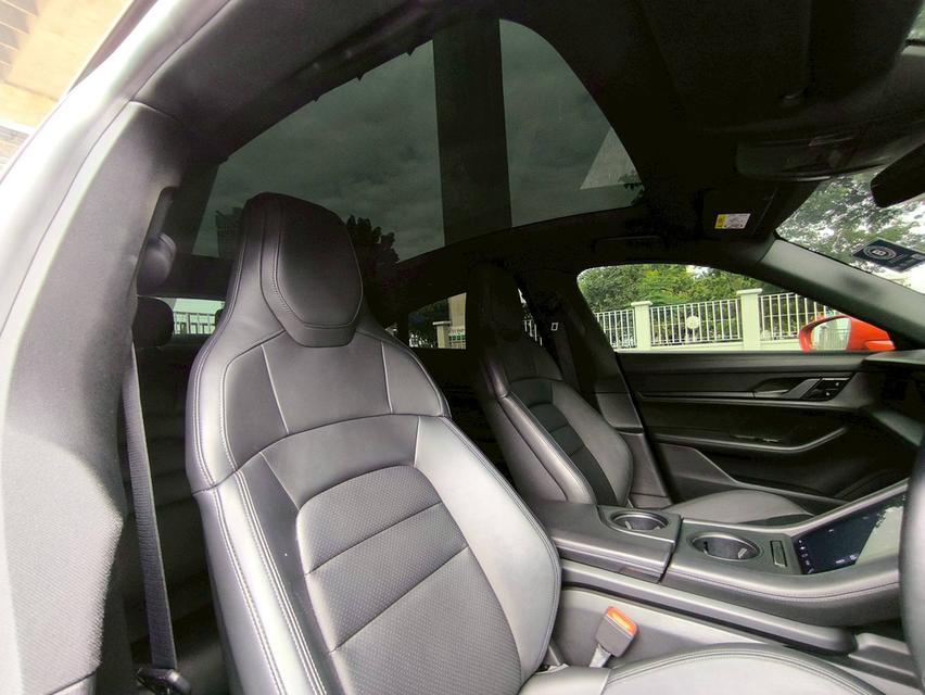 Porsche TAYCAN เปลี่ยนสัญญาผ่อนต่อ 8