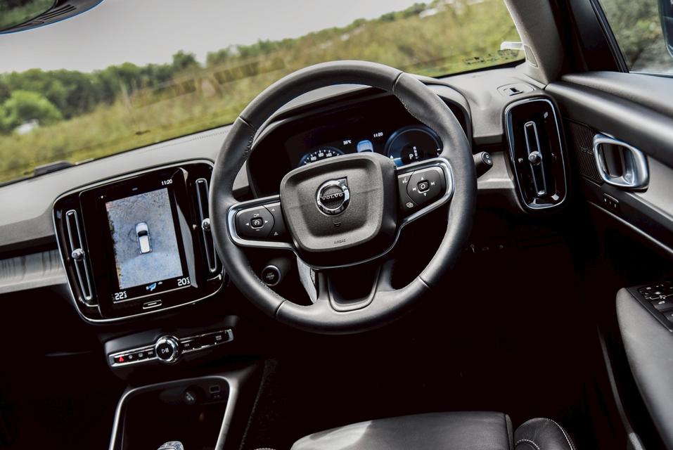 รหัสรถ CBL228 VOLVO XC40 Recharge T5 Inscription AT 2023 15
