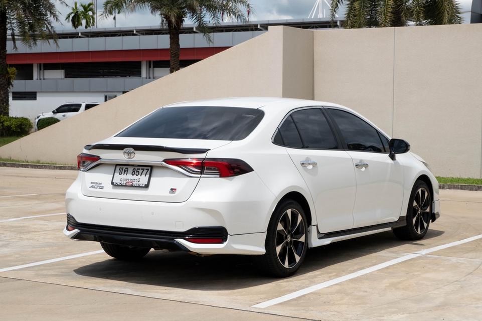 Toyota Altis 1.8GR 2019 3