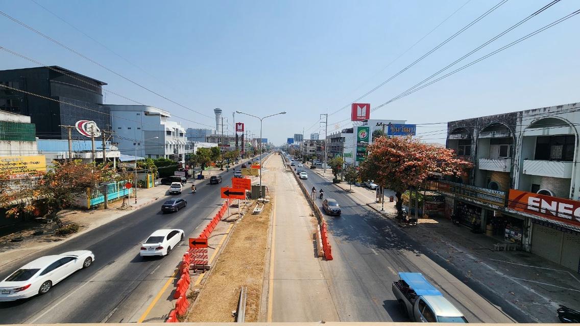 ขายอาคารพาณิชย์ 3ชั้นครึ่ง ติดถนนมิตรภาพ (ตรงข้ามคอนโดพลัส ) |  74 ตร.ว.  ขาย 19 ลบ. หน้าวิทยาลัยเทคนิค เยื้องเดอะมอลล์โคราช 3