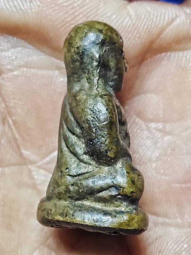 หลวงพ่อเงินพิมขี้ตา3ชายแท้100% รูปที่ 4