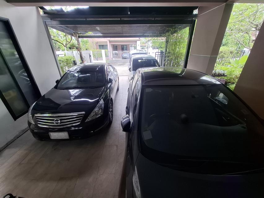 บ้านเดี่ยวซอยรามคำแหง94 หมู่บ้านอควา ดิวิน่า Aqua Divina โซนรามคำแหง ใกล้ MRT สีส้ม สะพานสูง จอดรถได้ 4 คัน จำนวน 3-4 ห้องนอน 5