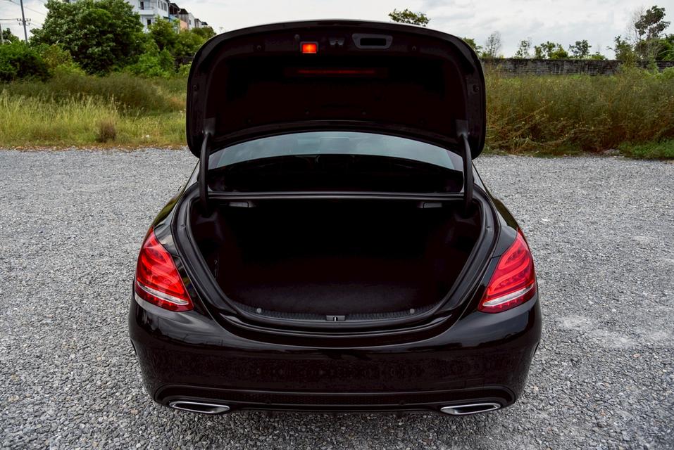 รหัสรถ CBL3968 -Benz C300 BLUETECHYBRID AMG W205 AT 2015 6